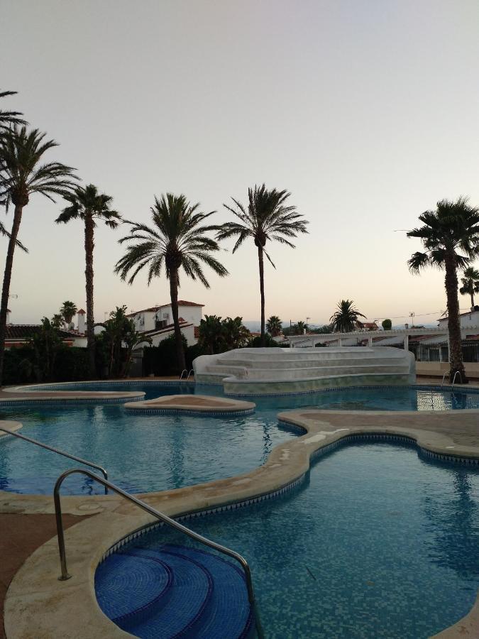 Apartamento Parchis Con Piscina Denia Zewnętrze zdjęcie